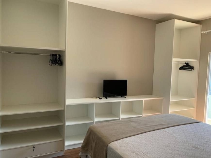 Casa para alugar com 6 quartos, 323m² - Foto 18