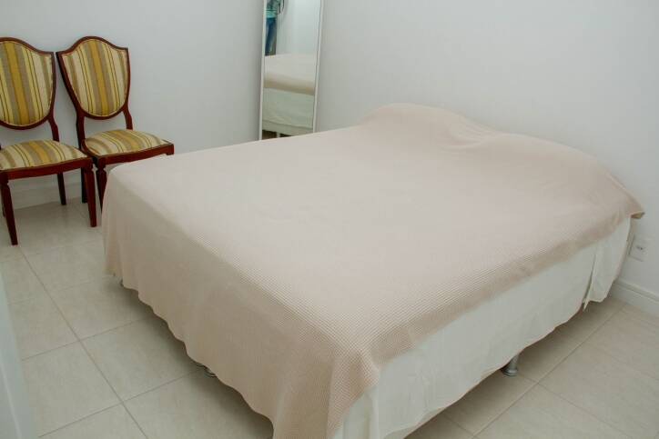 Apartamento à venda com 3 quartos, 121m² - Foto 9