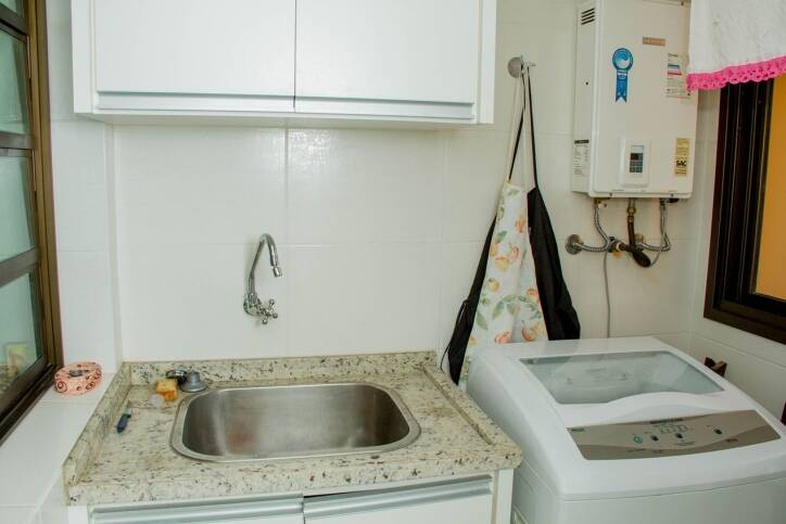 Apartamento à venda com 3 quartos, 121m² - Foto 17