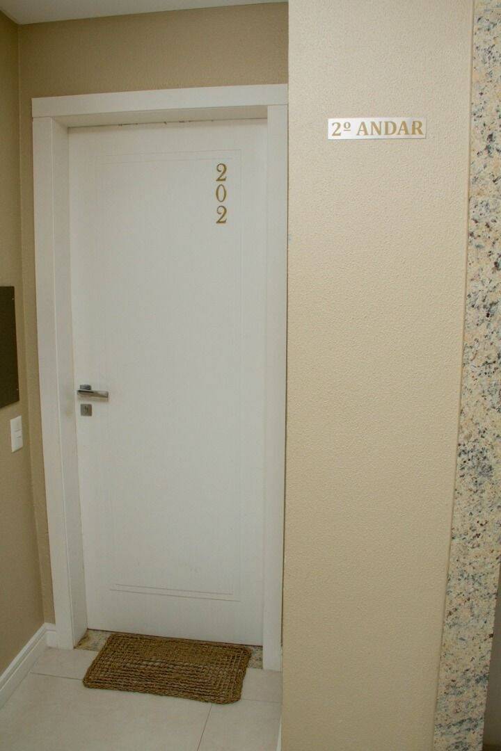 Apartamento à venda com 3 quartos, 121m² - Foto 18