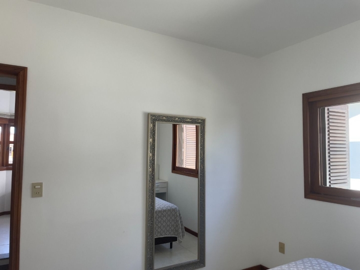 Casa para alugar com 5 quartos, 280m² - Foto 19