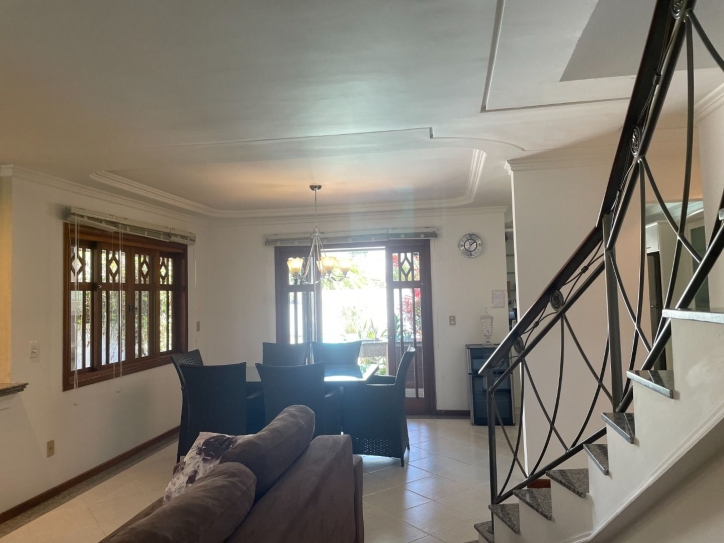 Casa para alugar com 5 quartos, 280m² - Foto 31