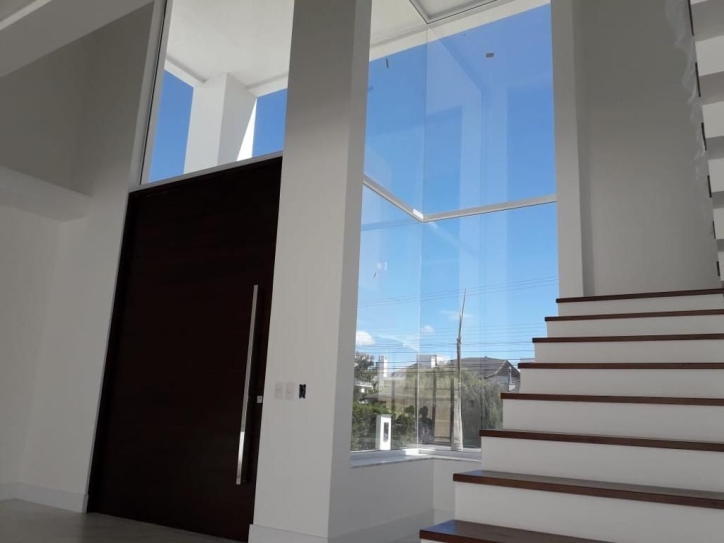 Casa à venda com 4 quartos, 570m² - Foto 7