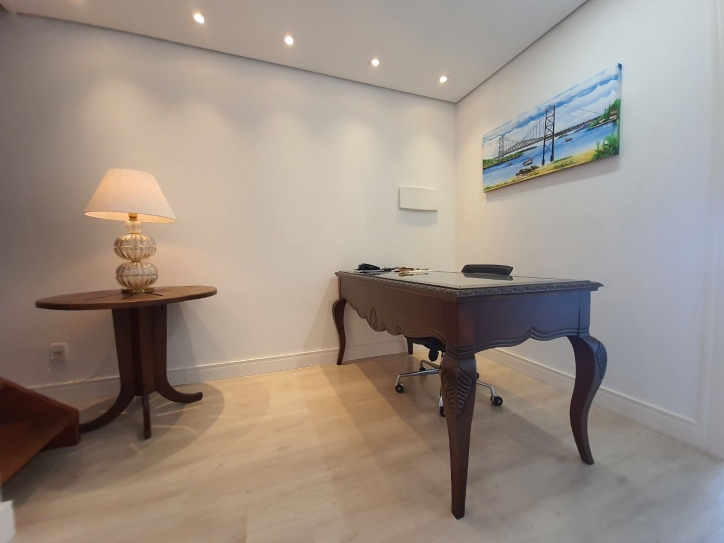Cobertura à venda e aluguel com 4 quartos, 256m² - Foto 31