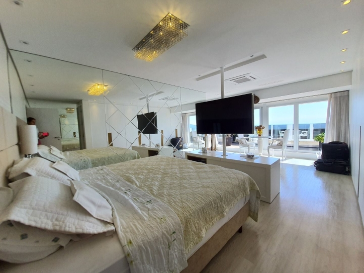 Cobertura à venda e aluguel com 4 quartos, 256m² - Foto 32
