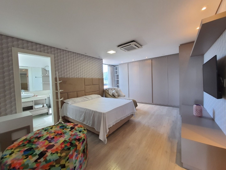 Cobertura à venda e aluguel com 4 quartos, 256m² - Foto 12