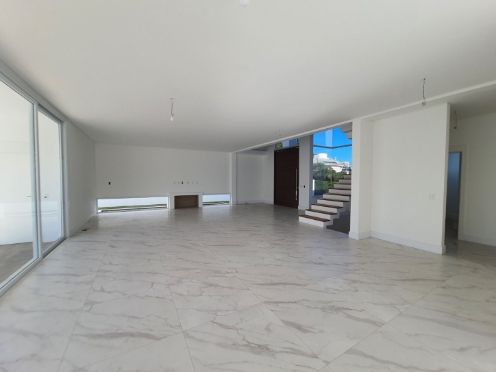 Casa à venda com 4 quartos, 570m² - Foto 15