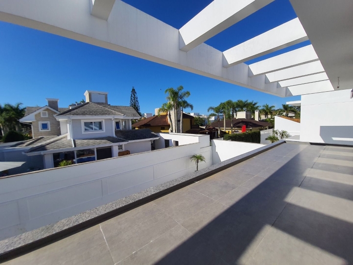 Casa à venda com 4 quartos, 570m² - Foto 18