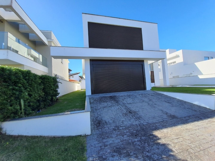 Casa à venda com 4 quartos, 570m² - Foto 27