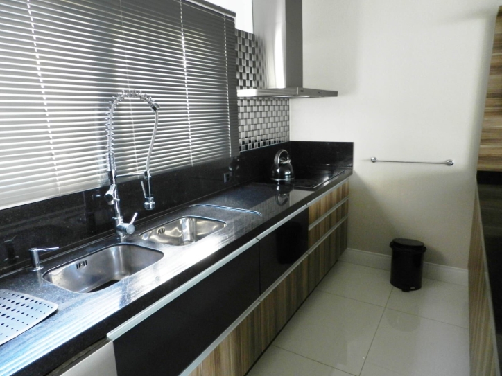 Casa à venda com 4 quartos, 750m² - Foto 10