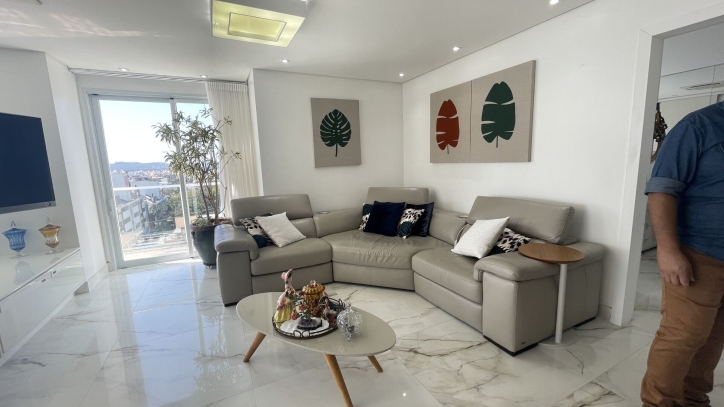 Apartamento para alugar com 4 quartos, 256m² - Foto 6