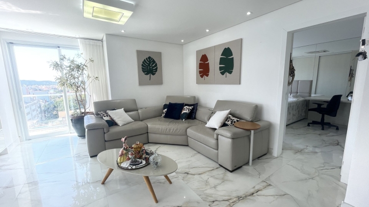 Apartamento para alugar com 4 quartos, 256m² - Foto 7