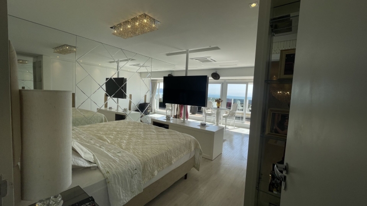 Apartamento para alugar com 4 quartos, 256m² - Foto 21