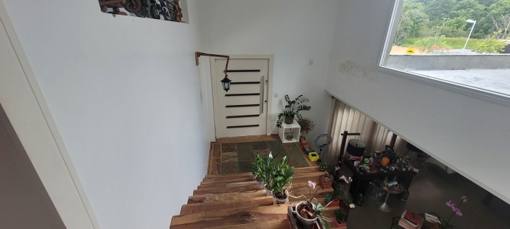 Casa à venda com 3 quartos, 560m² - Foto 2