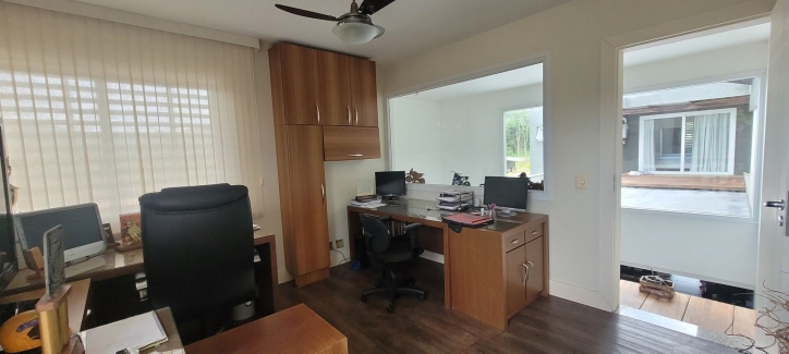 Casa à venda com 3 quartos, 560m² - Foto 12