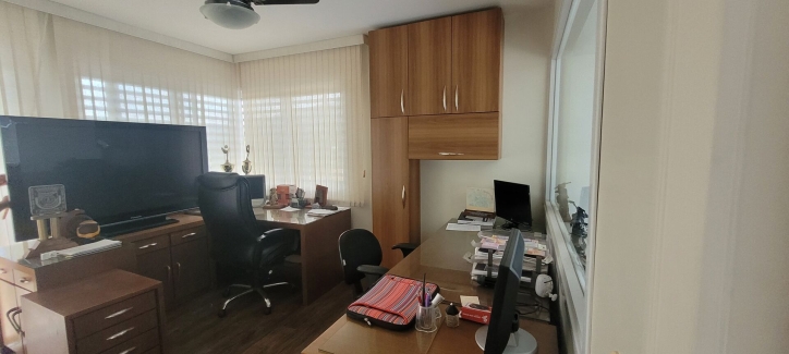 Casa à venda com 3 quartos, 560m² - Foto 13
