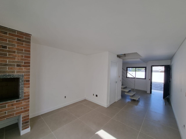 Casa à venda com 2 quartos, 92m² - Foto 3