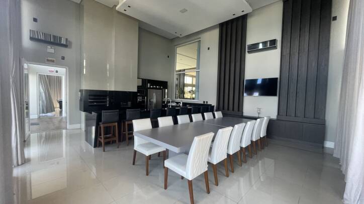 Apartamento para alugar com 3 quartos, 141m² - Foto 45