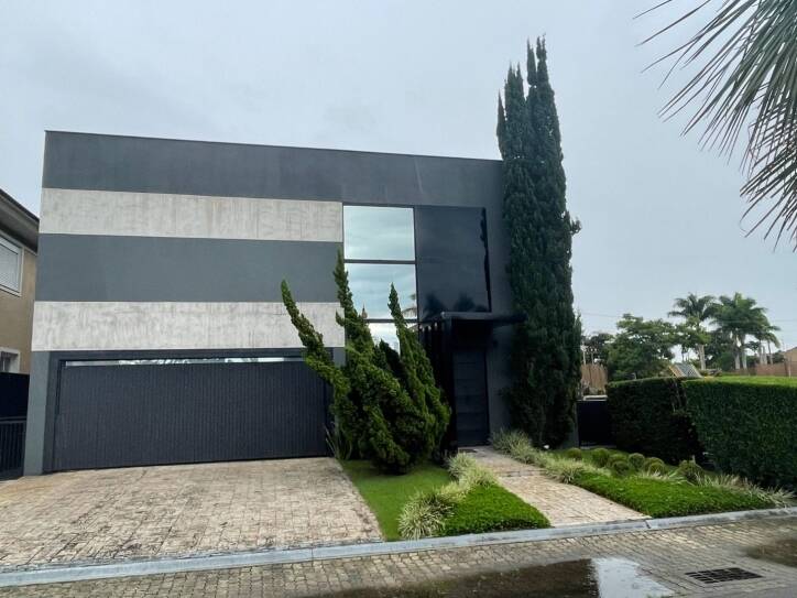 Casa à venda com 4 quartos, 510m² - Foto 1