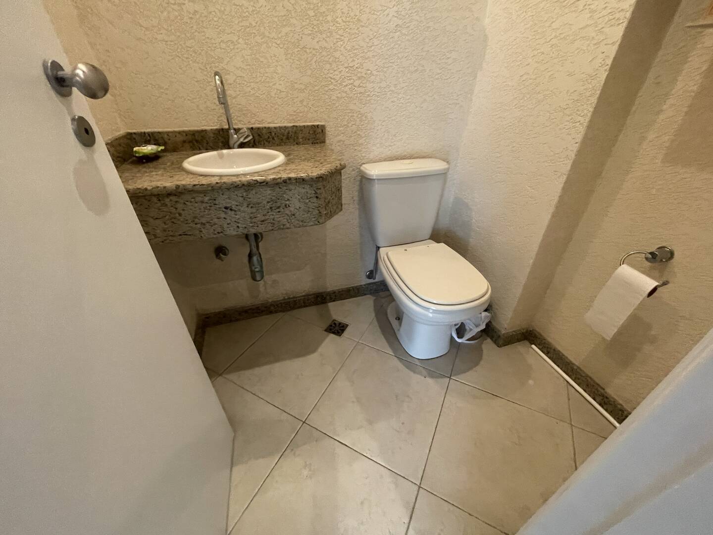 Apartamento à venda com 2 quartos, 99m² - Foto 10