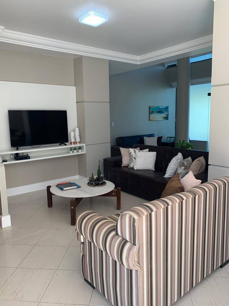Casa, 6 quartos, 380 m² - Foto 4