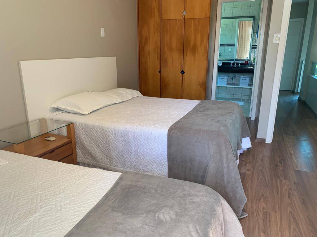 Casa, 6 quartos, 380 m² - Foto 17