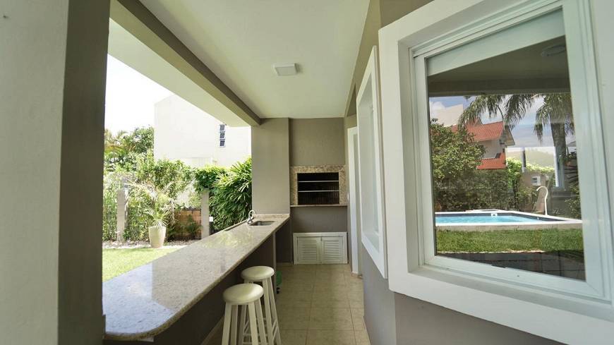 Casa à venda com 5 quartos, 373m² - Foto 6