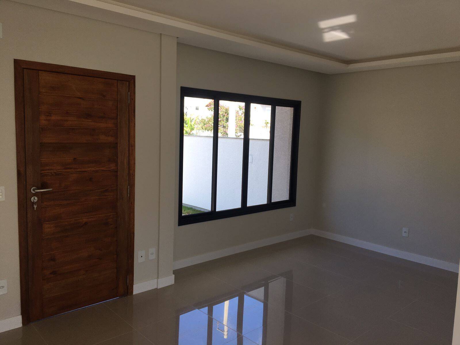 Casa de Condomínio à venda com 3 quartos, 130m² - Foto 3