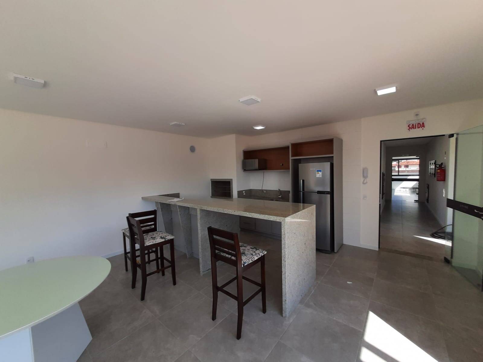 Apartamento à venda com 2 quartos, 68m² - Foto 14