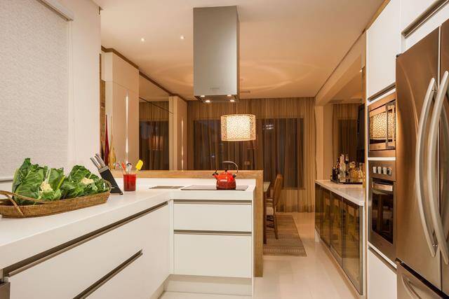 Casa à venda e aluguel com 4 quartos, 280m² - Foto 4