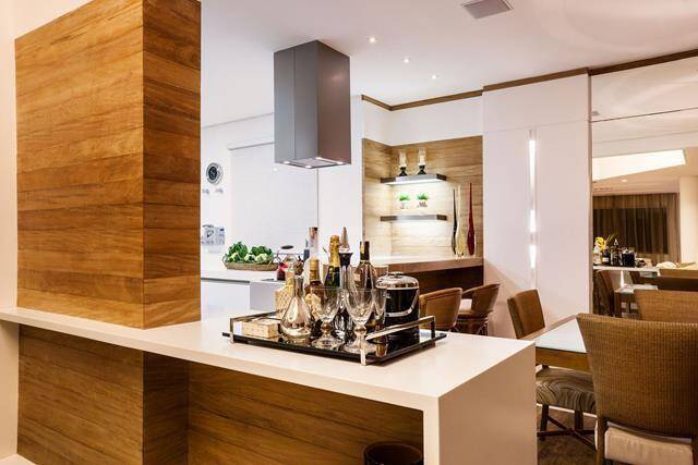 Casa à venda e aluguel com 4 quartos, 280m² - Foto 3