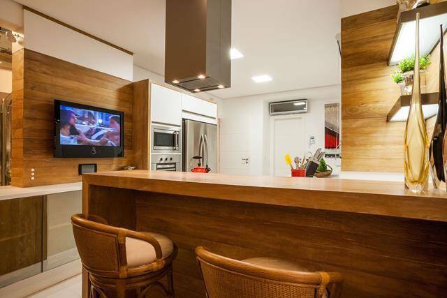 Casa à venda e aluguel com 4 quartos, 280m² - Foto 7