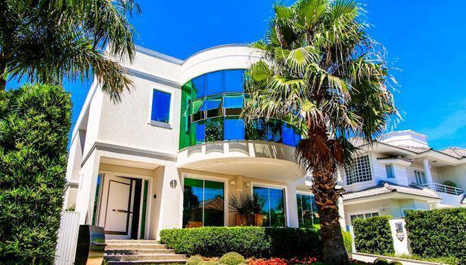 Casa à venda e aluguel com 4 quartos, 280m² - Foto 24