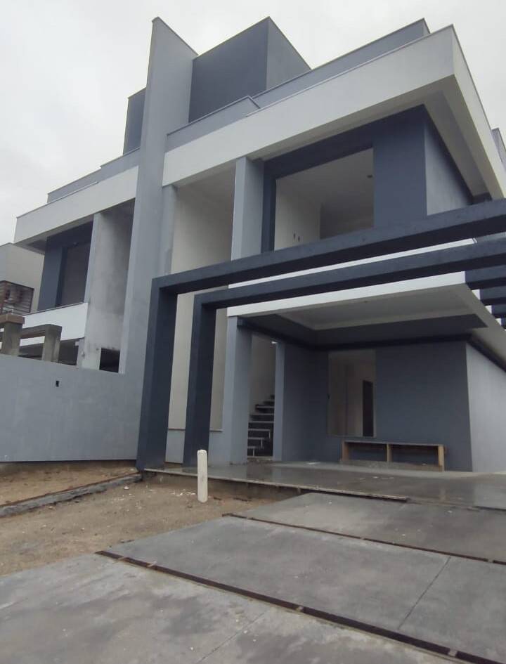 Casa à venda com 3 quartos, 170m² - Foto 2