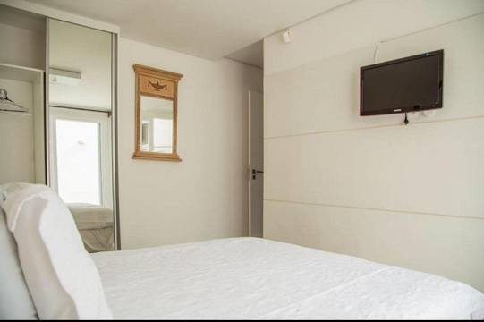 Casa à venda e aluguel com 6 quartos, 1111m² - Foto 12