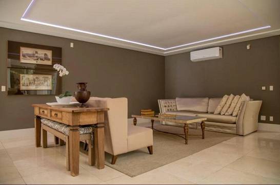 Casa à venda e aluguel com 6 quartos, 1111m² - Foto 9