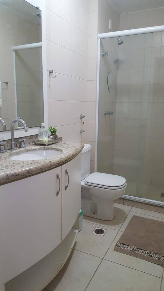 Apartamento para alugar com 3 quartos, 97m² - Foto 17