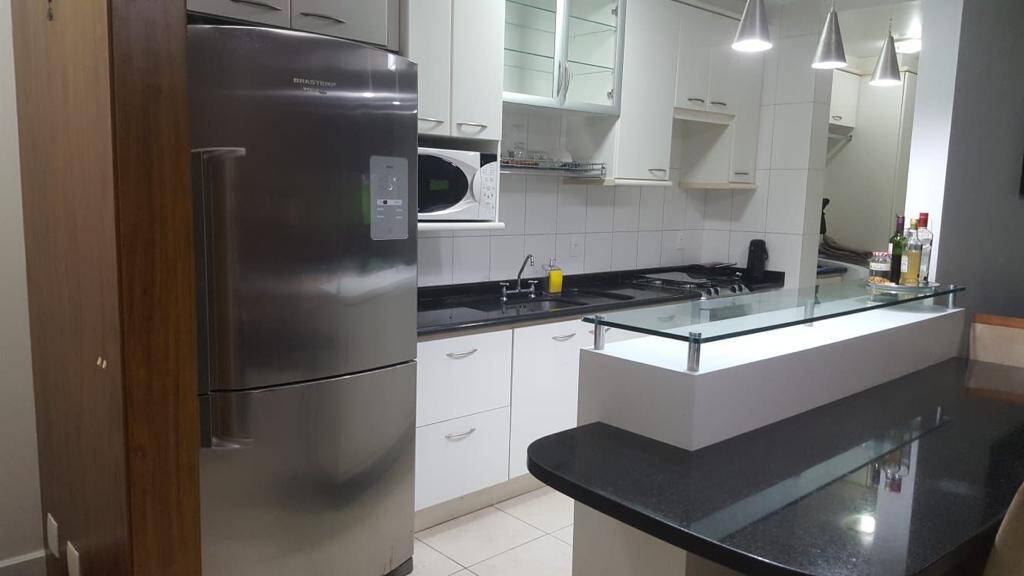 Apartamento para alugar com 3 quartos, 97m² - Foto 12