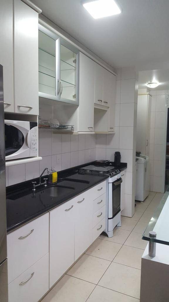 Apartamento para alugar com 3 quartos, 97m² - Foto 3
