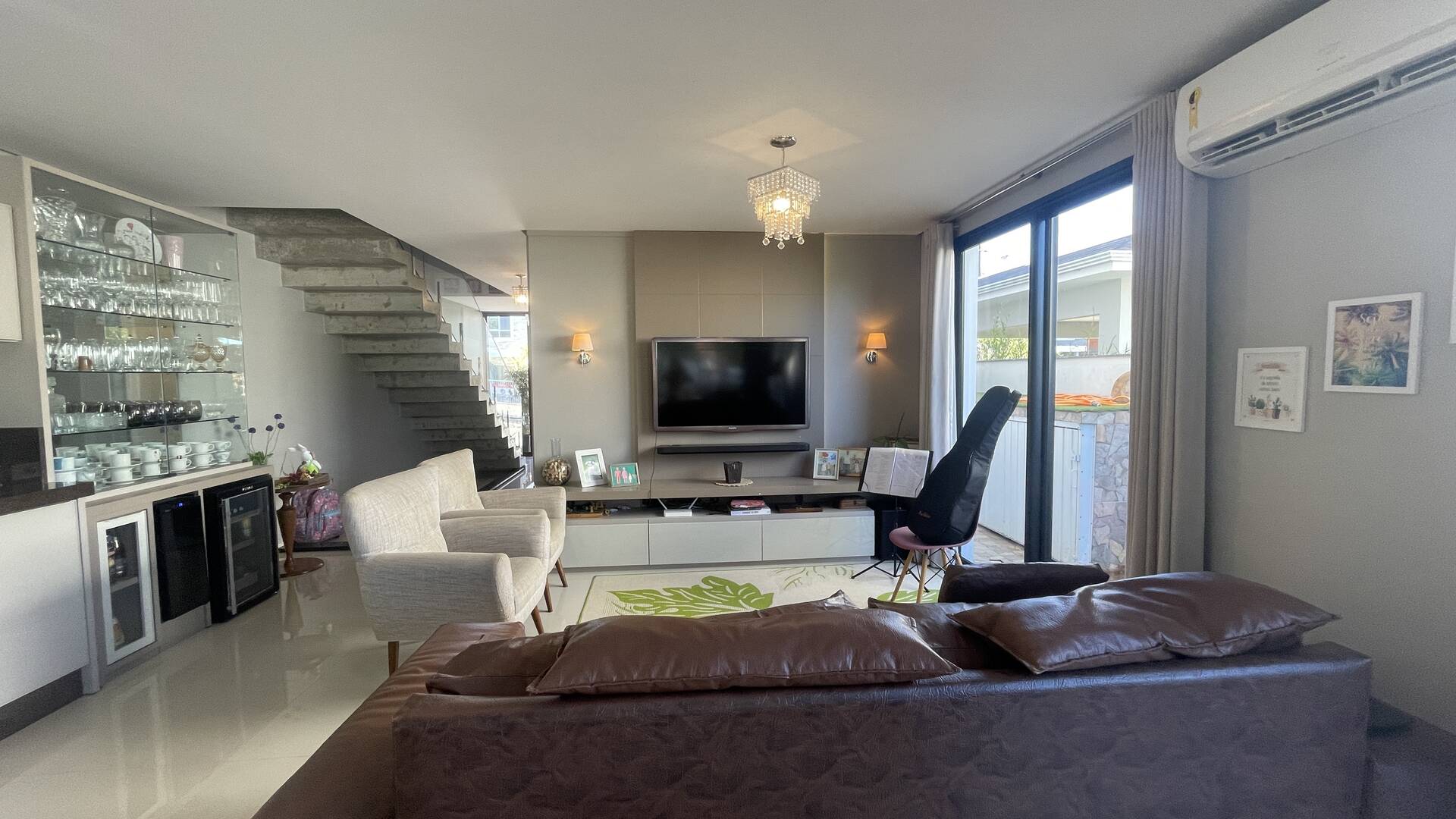 Casa à venda com 3 quartos, 215m² - Foto 4