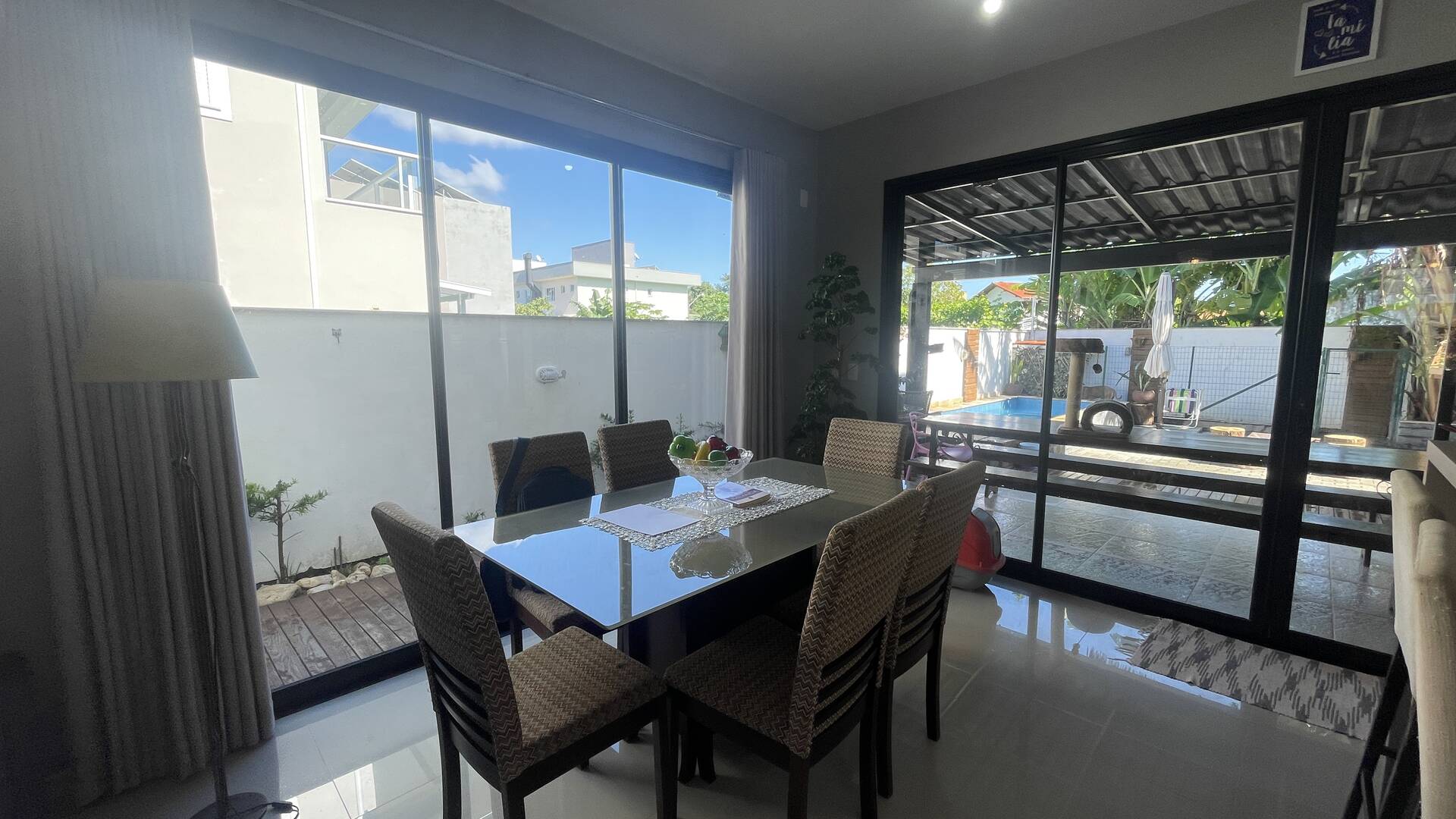 Casa à venda com 3 quartos, 215m² - Foto 9