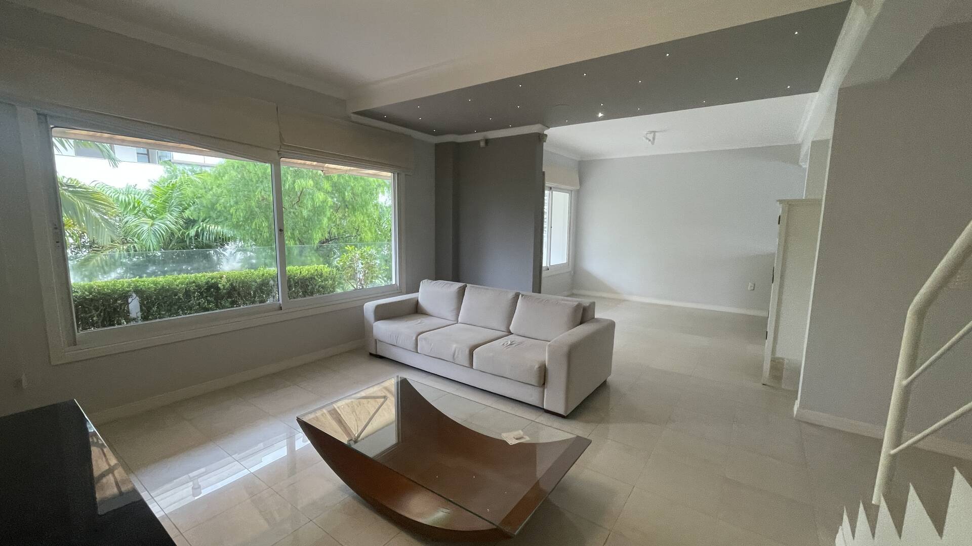 Casa à venda com 3 quartos, 220m² - Foto 5