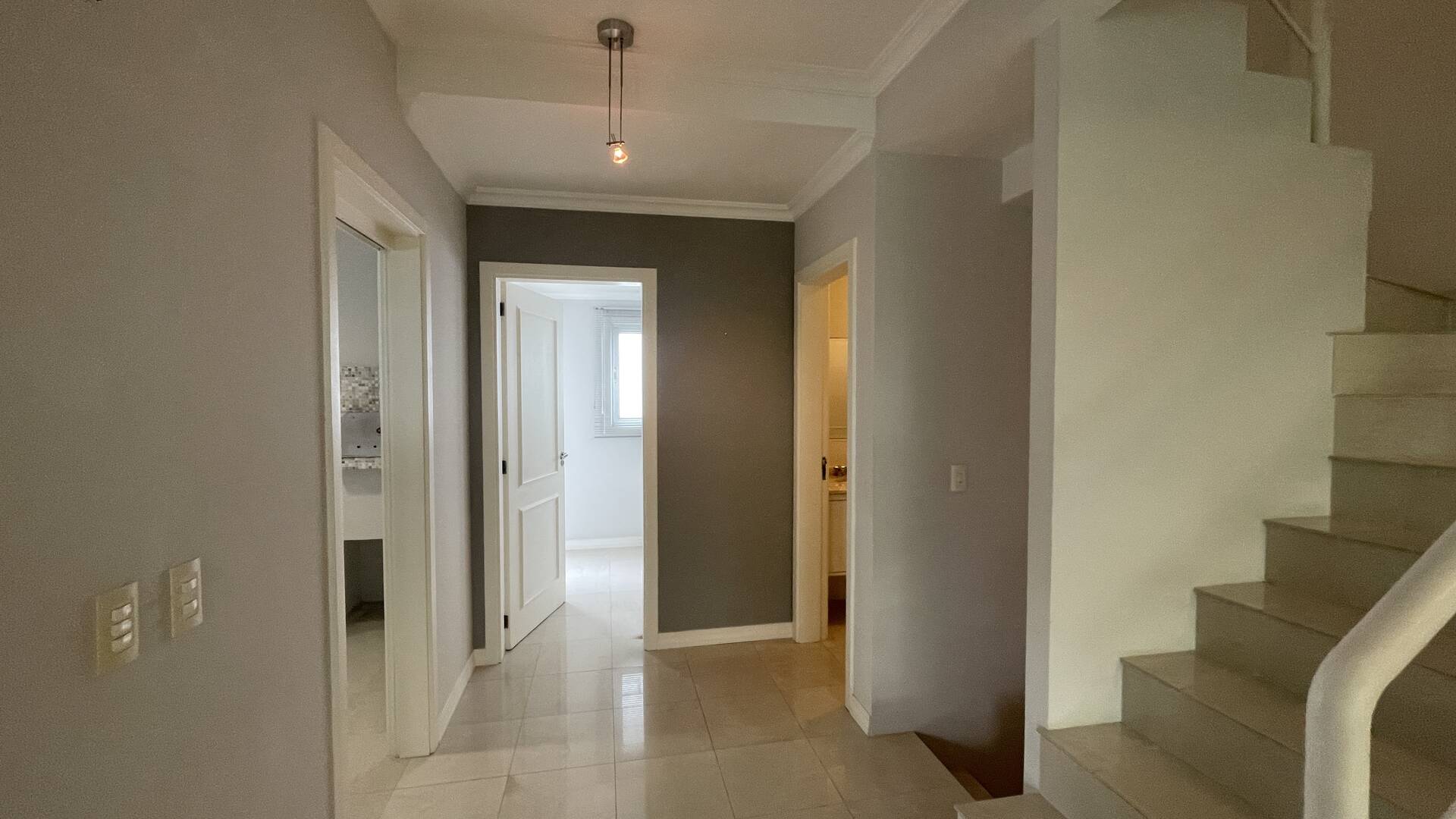 Casa à venda com 3 quartos, 220m² - Foto 7