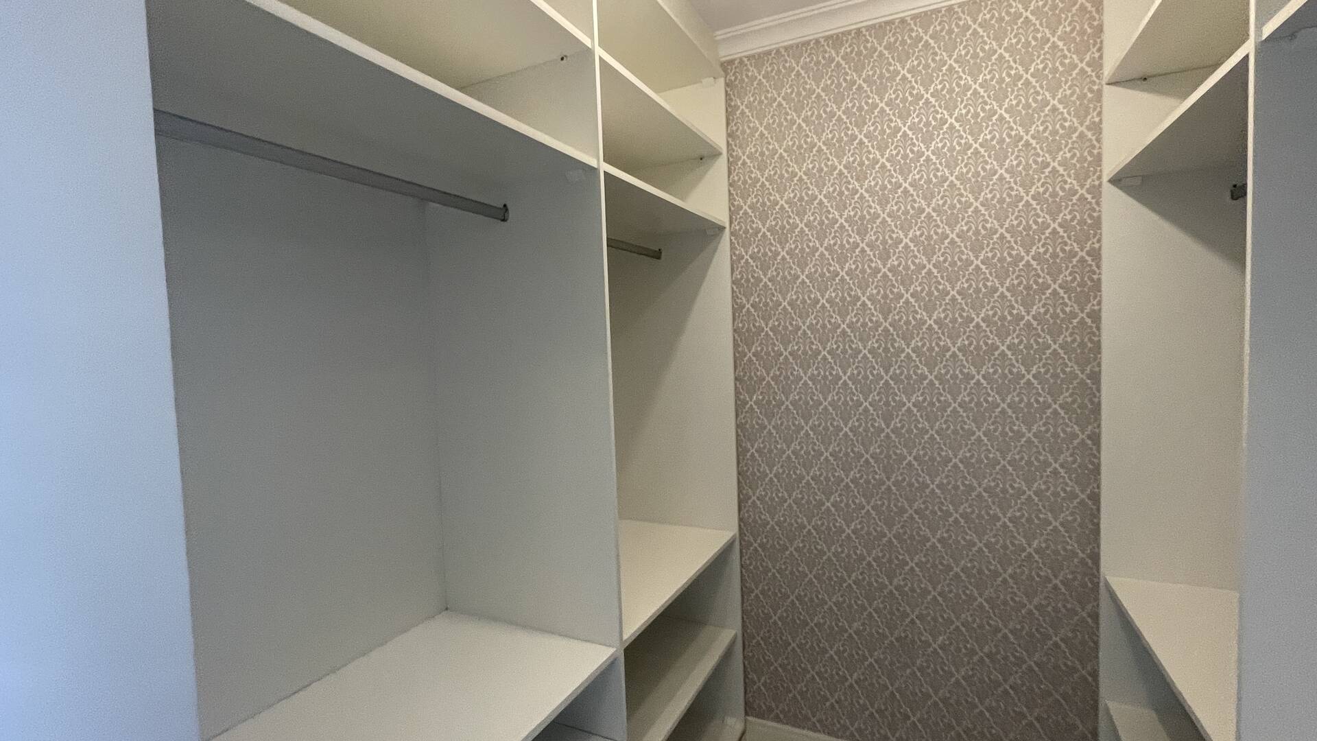 Casa à venda com 3 quartos, 220m² - Foto 33