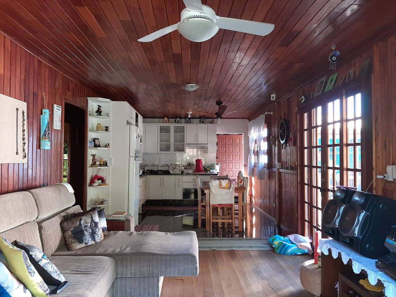 Chácara à venda com 3 quartos, 250m² - Foto 13