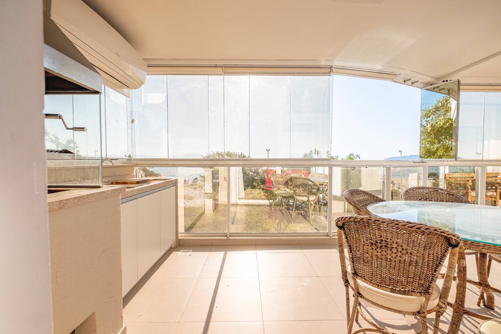 Apartamento à venda com 3 quartos, 132m² - Foto 4