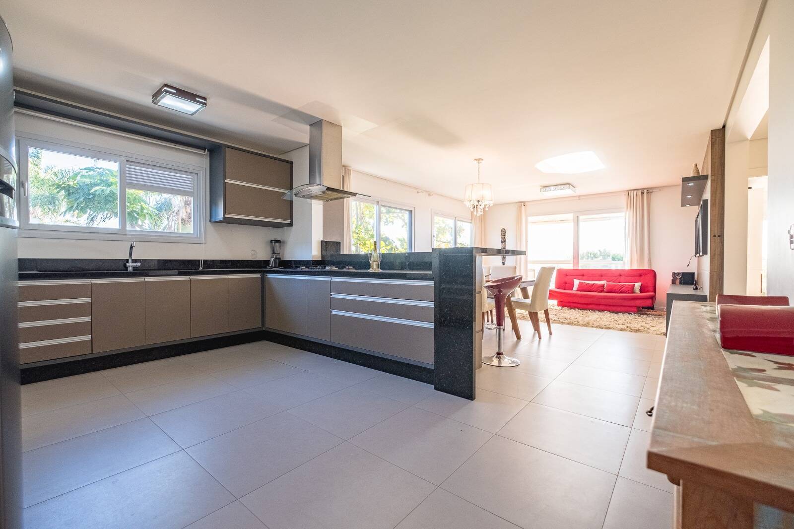 Apartamento à venda com 3 quartos, 132m² - Foto 5
