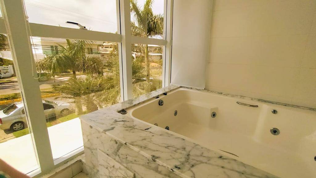 Casa à venda com 5 quartos, 390m² - Foto 11
