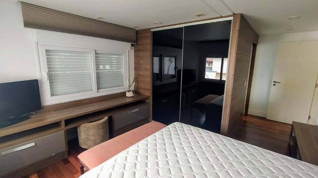 Casa à venda com 5 quartos, 390m² - Foto 14