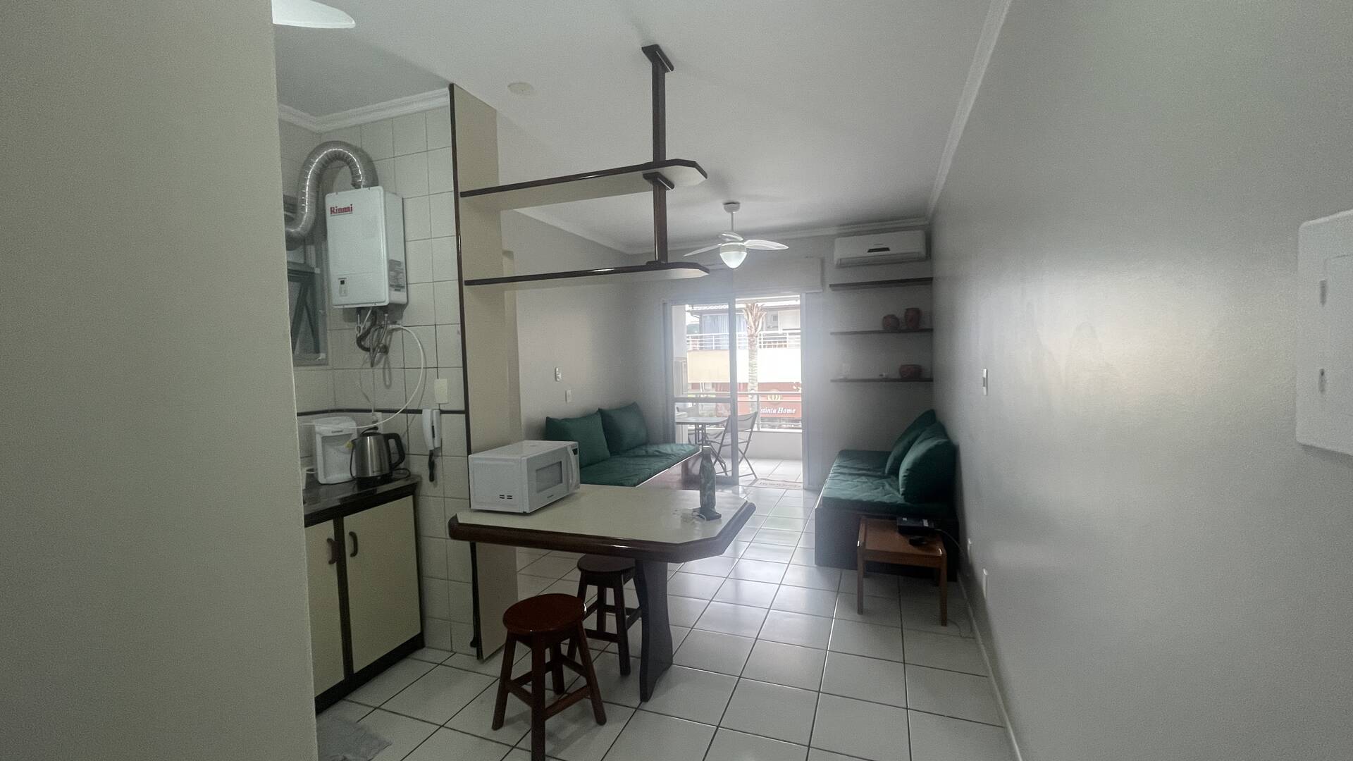 Apartamento à venda com 1 quarto, 49m² - Foto 2